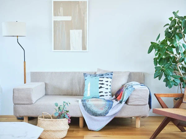 ソファブランケットでソファをゴージャスに!おしゃれに見せるコーディネート術