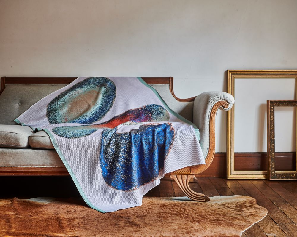 インテリアにもぴったりのおしゃれなブランケットを紹介