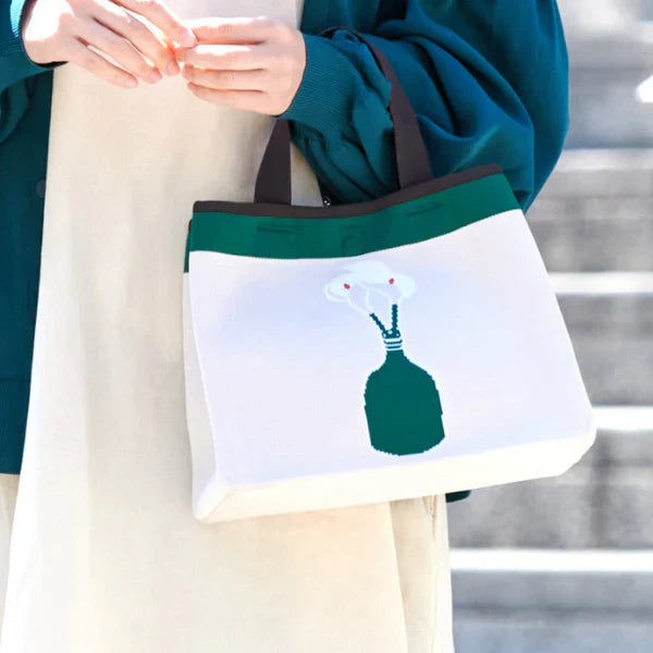 ニットバッグが人気な理由と便利な使い方を解説します!