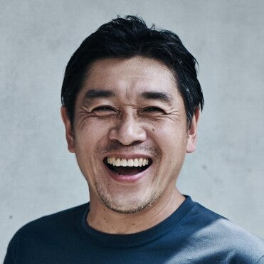 岡本寿.