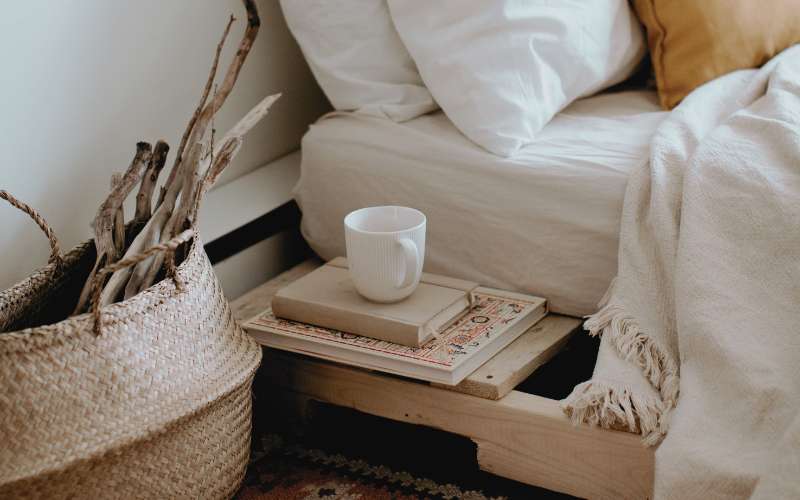 コンパクトな部屋でもおしゃれに!6畳の寝室のレイアウト術を紹介します