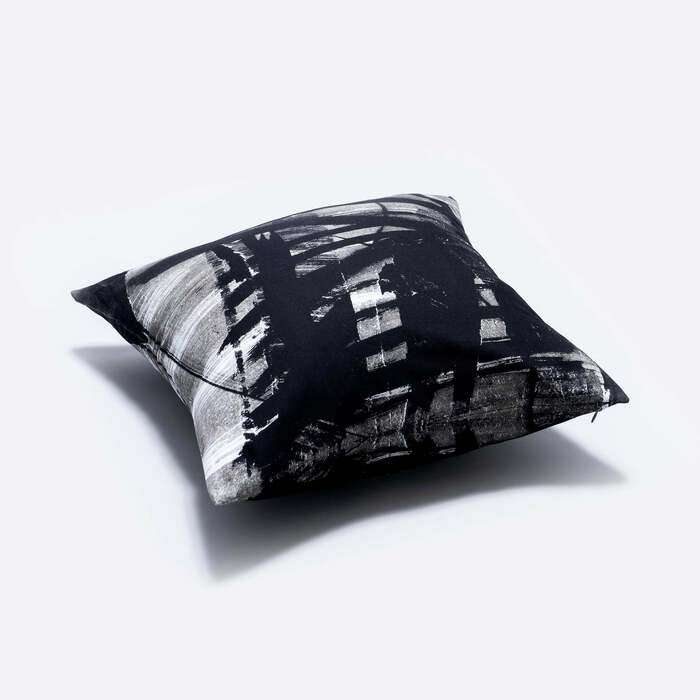 【インテリア クッション】 ~ スタイルと快適性を融合させたおしゃれなインテリアアイテム~