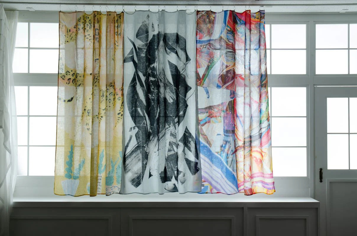 意外と知らない正しいカーテンの選び方。サイズ選びからカラーコーディネートまで詳細に解説します