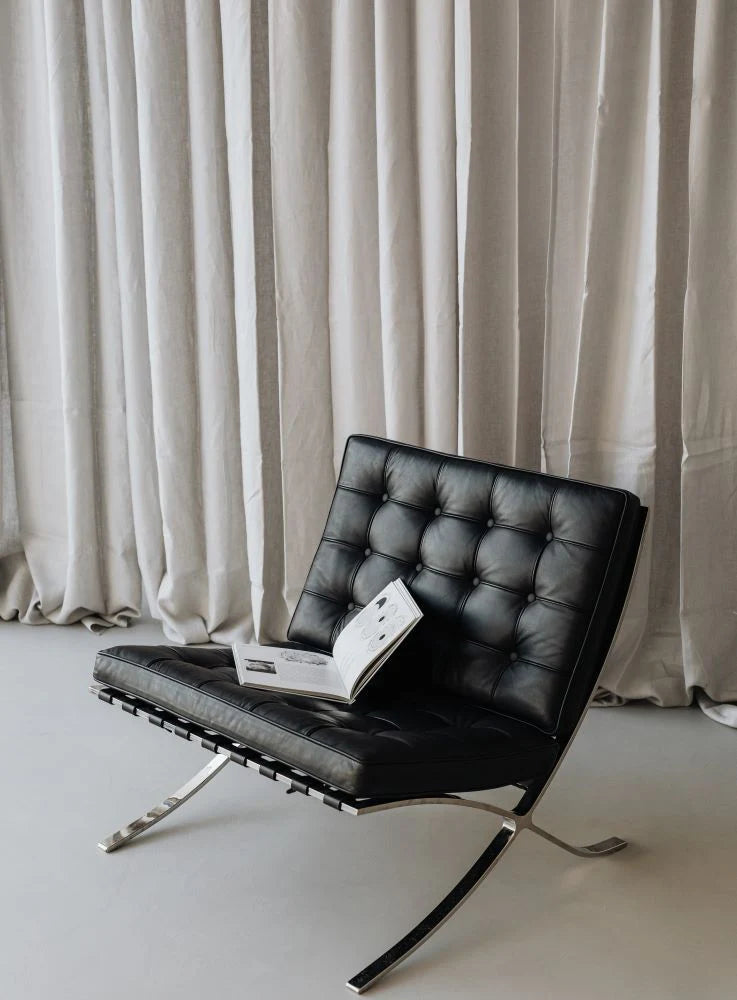 モダンデザインのアイコンでもあるバルセロナチェアとは？20世紀で最も有名な椅子について解説します！ 