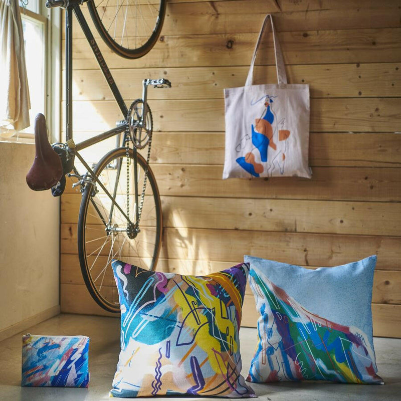 フラットサブバッグ | Meet at the usual time.
いつもの時間の待ち合わせ。.