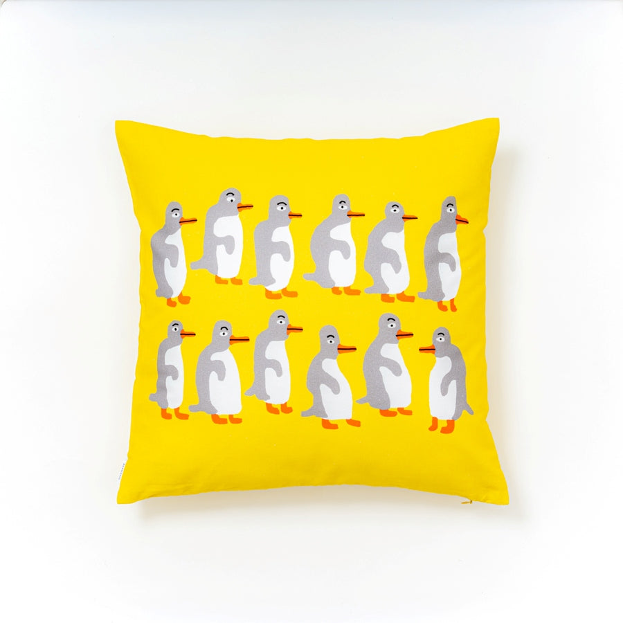 クッションカバー45×45 | ヨチヨチペンギン