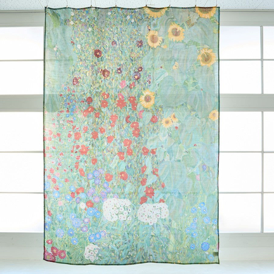 麻のマルチクロス | ヒマワリの咲く農家の庭