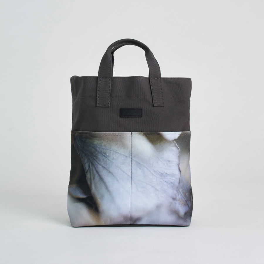 キャンバスショルダートートバッグ | FragmentⅡ - series 'Hydrangea'