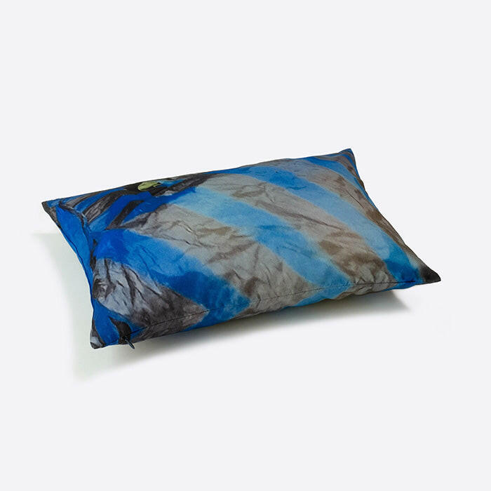 クッションカバー34×47 | ハイエナの夢-4 | Aタイプ.