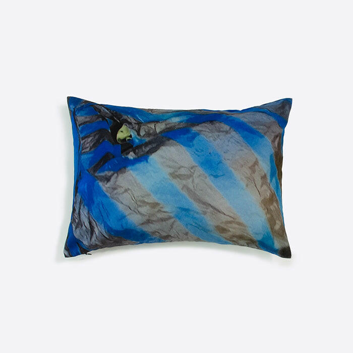 クッションカバー34×47 | ハイエナの夢-4 | Aタイプ.