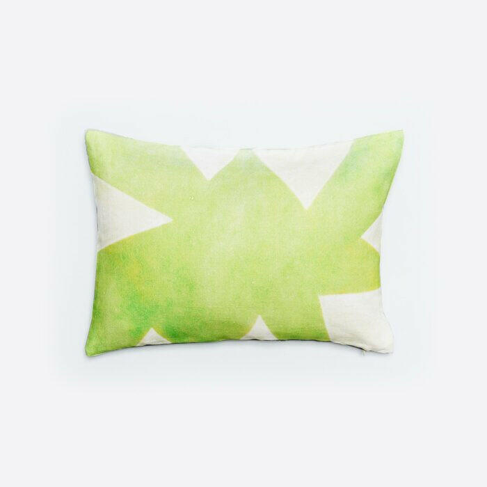 リネンクッションカバー34×47 | 私は何者にもならない.