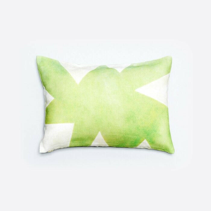 リネンクッションカバー34×47 | 私は何者にもならない.