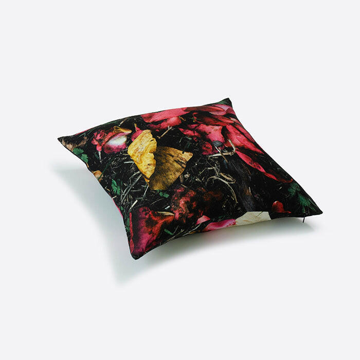 リネンクッションカバー45×45 | TSUBAKI.