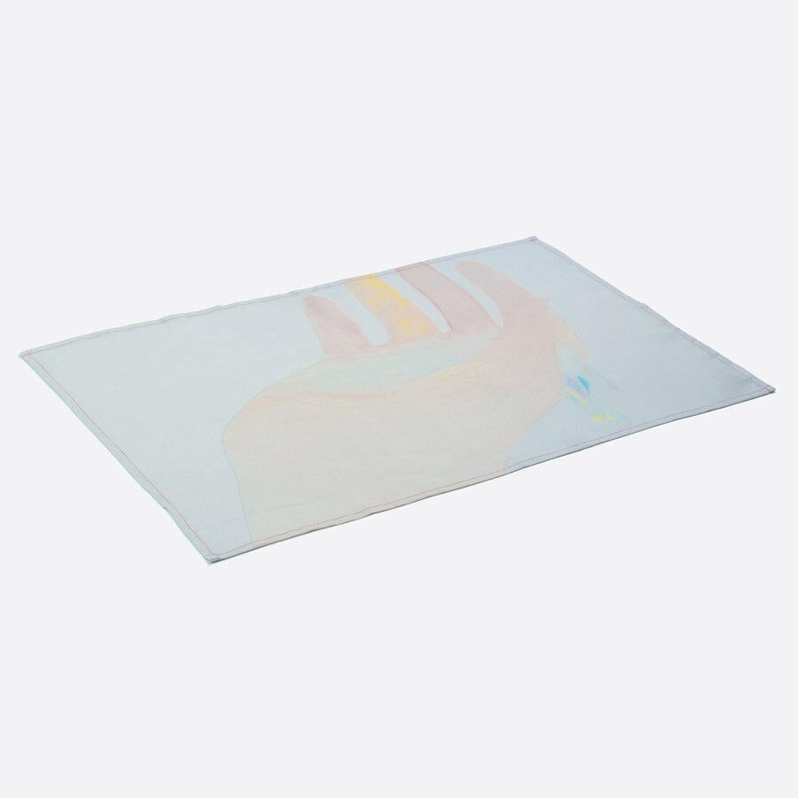 リネンティータオル | 水を掬う手.