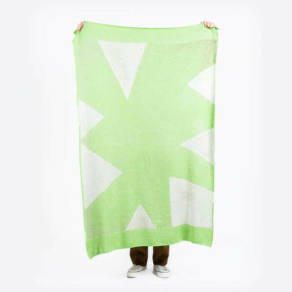 アートブランケット | 私は何者にもならない.